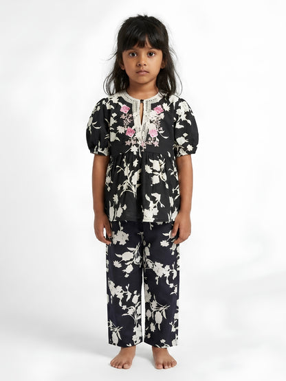 EMBROIDED FLORAL | BLACK